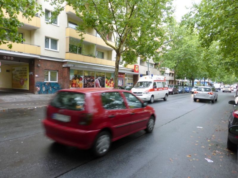 Prinzenstr. 20-21/Eing. li. quer