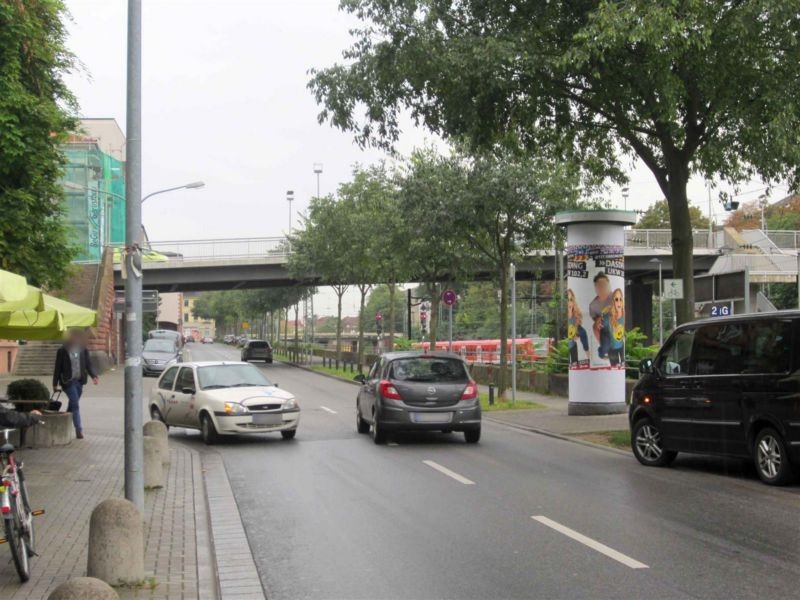 Bahnhofstr./Kriemhildenstr.