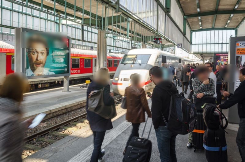 Hbf, Zw.-Bstg.(SY10)Gl.  4/5, 2. Sto., Si. Gl. 5