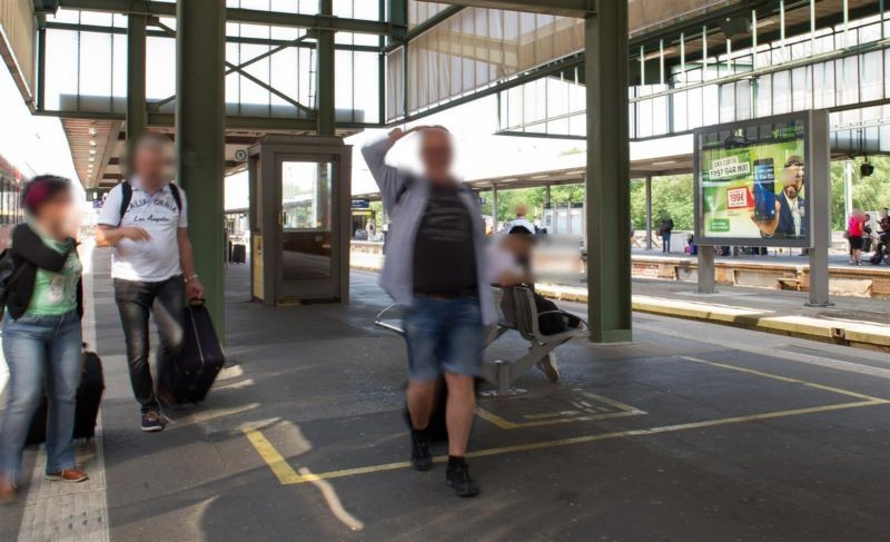 Hbf, Zw.-Bstg.(SY15)Gl. 14/15, 3. Sto. Si. Gl. 14