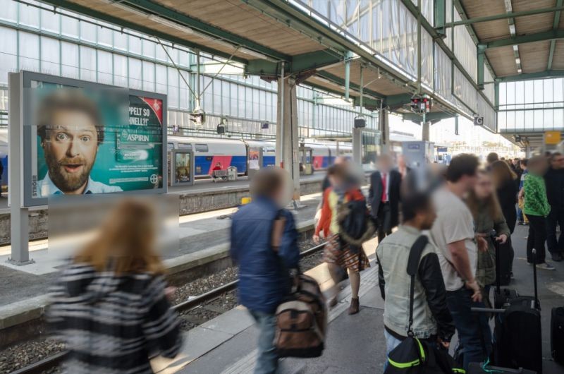 Hbf, Zw.-Bstg.(SY14)Gl.  8/9, 2. Sto., Si. Gl. 9