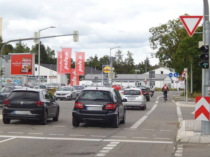 Berliner Str.   2/Am Krebsgraben quer li. CS