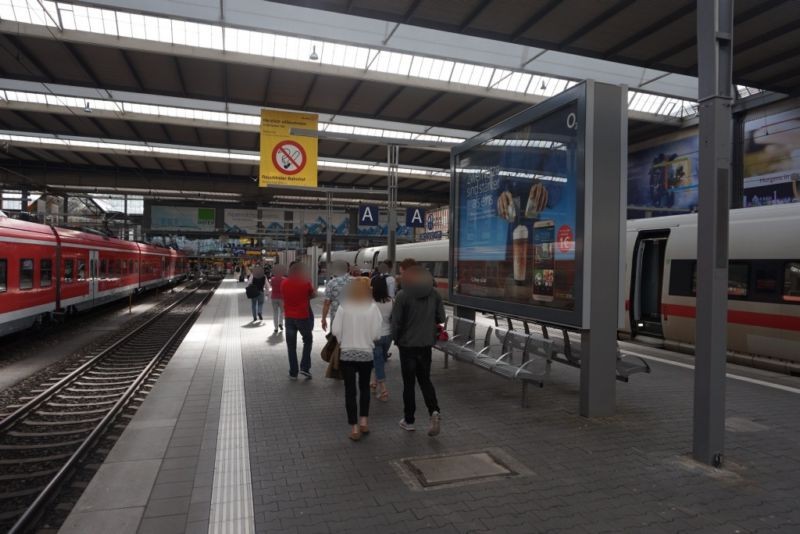 Hbf, Bstg.(SY49) Gl. 15 Ri. Hbf.