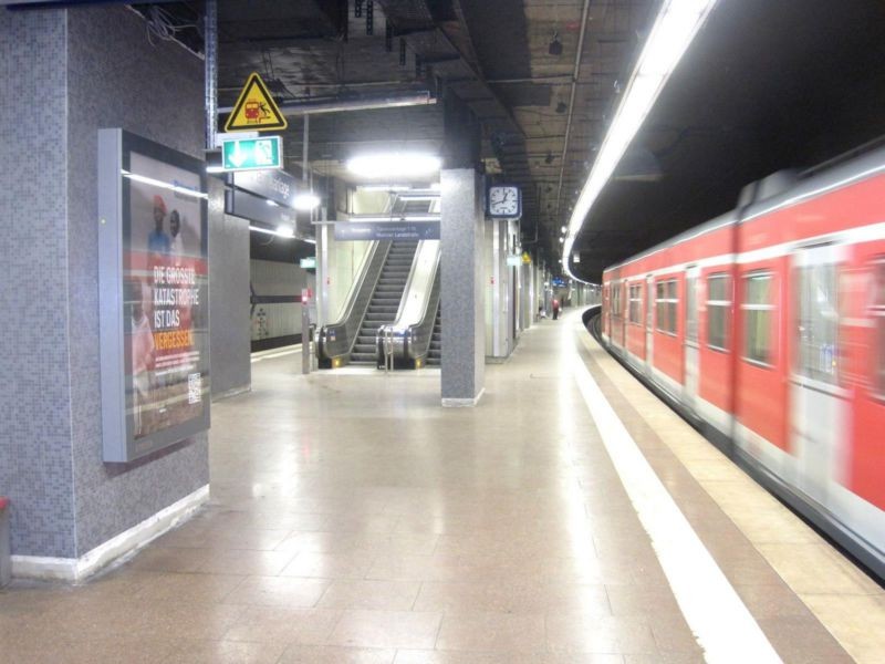 S-Bf Taunusanlage, Gl. 1, 1.Sto. vor Rolltreppe B