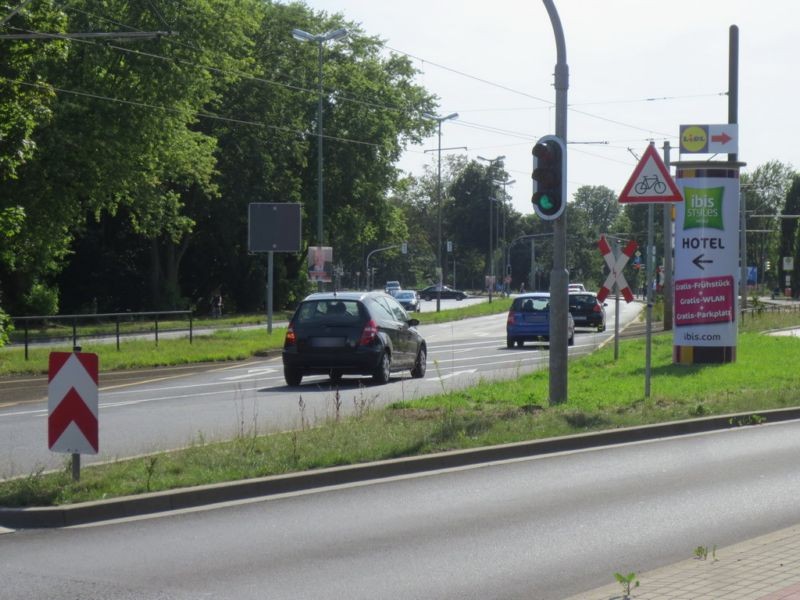 Stresemannallee Nh. Langemarckstr. vor TS