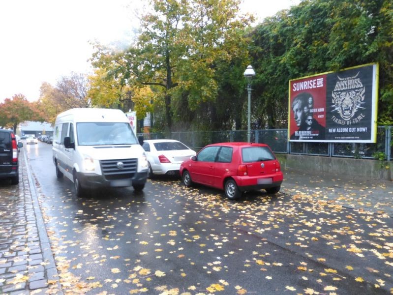 Rollbergstr. 67 re./Nh. Hermannstr.