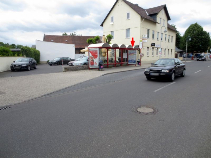 Bahnhofstr. geg. 37-39/Bf re. innen