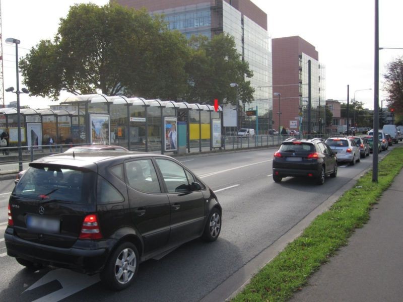 Theodor-Stern-Kai 7 geg./Uni-Klinik geg./außen re.