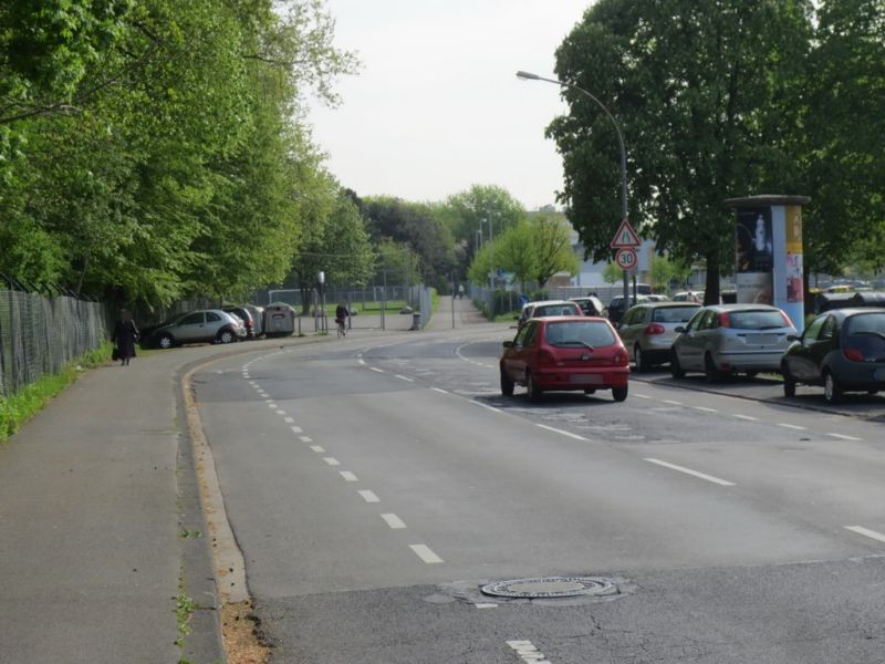 Roggendorfstr. vor 93 geg. Auf dem Lind