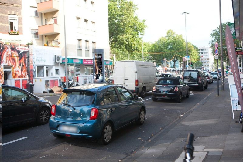 Roonstr. geg.   3/Barbarossaplatz