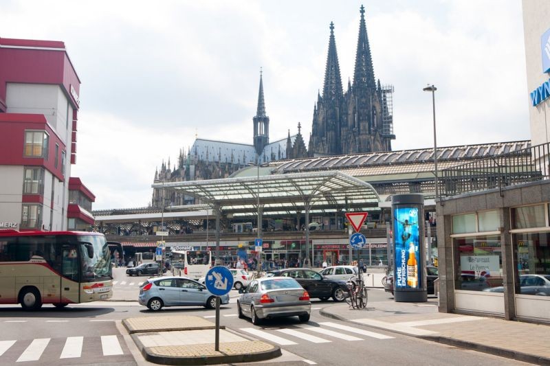 Breslauer Platz   2/Johannisstr.