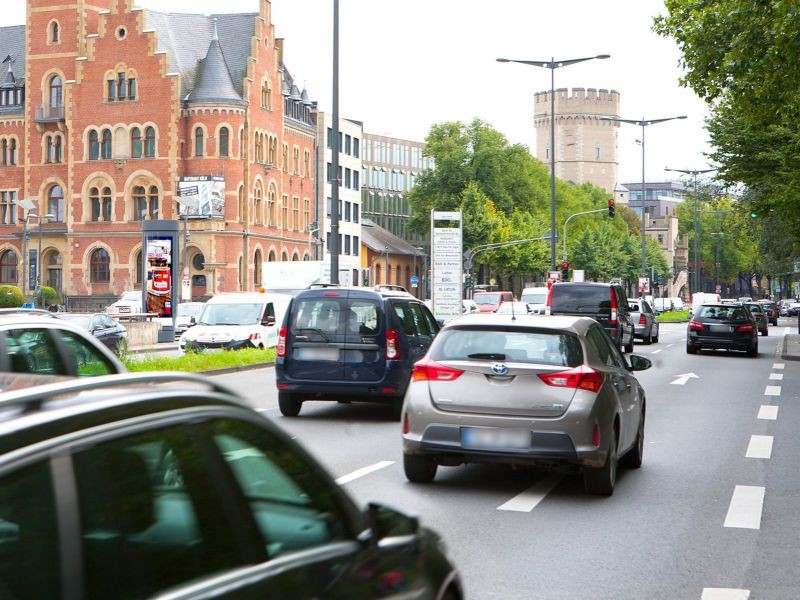 Bayenstr./Harry-Blum-Platz geg. Dreikönigenstr. 23