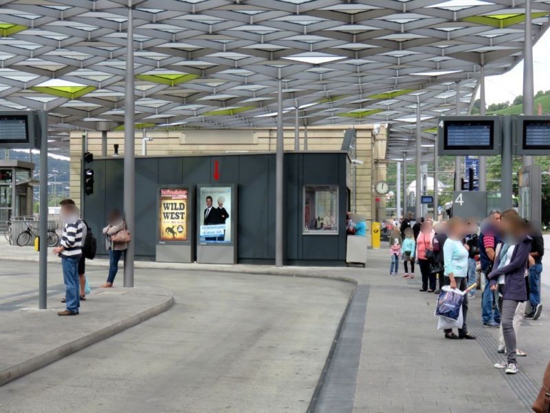 Neckarstr./ZOB vor Backshop re.