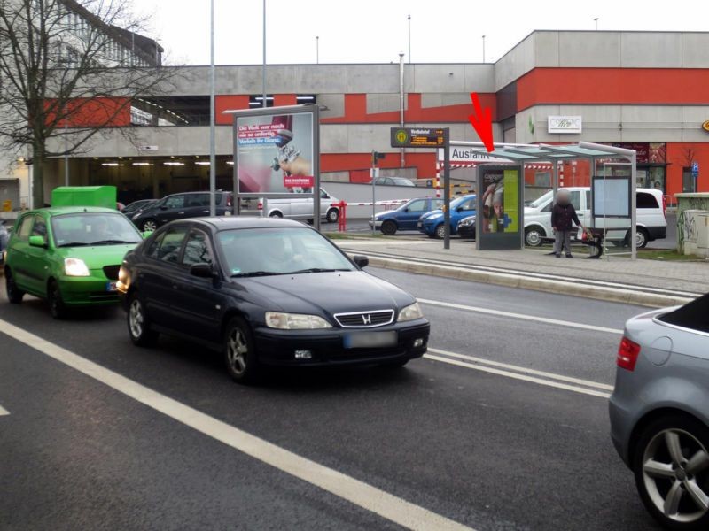 Kanaltorplatz/Westbahnhof-Süd/li. WH/innen Hlst E