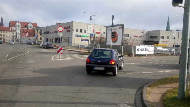 Reiferbahn Einf. SPC nach Eisenbahnbrücke, li.Sto.