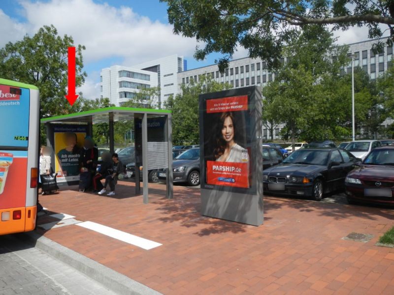 Mühlenberger Markt geg. Tresckowstr. 12 innen