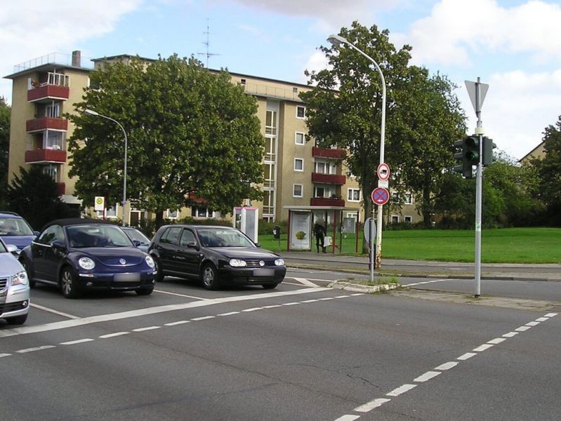 Reislinger Str./Berliner Ring innen