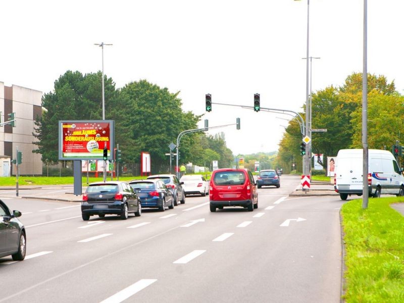 Hugo-Eckener-Str./Mathias-Brüggen-Str./We.li.