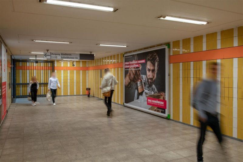 Petuelring Ausg. Schleißheimer Str. re. Ost