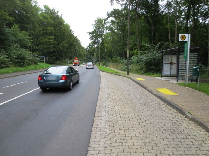 Konrad-Adenauer-Str./Brasselsbergstr. innen