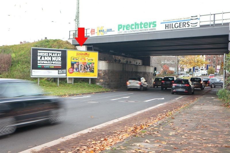 Rheydter Str./Gielenstr./Bahn-Ufg./Nordseite quer