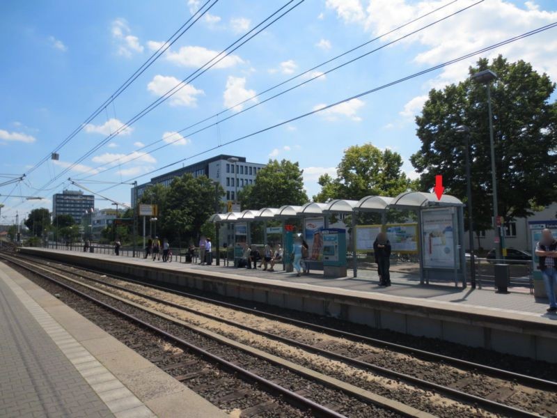 F.-W.-von-Steuben-Str./I-hof/Straba HST/innen re.