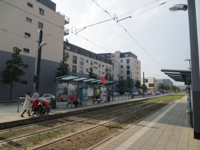 Leonardo-da-Vinci-Allee/Am Römerh./Ri.Messe/in.re.