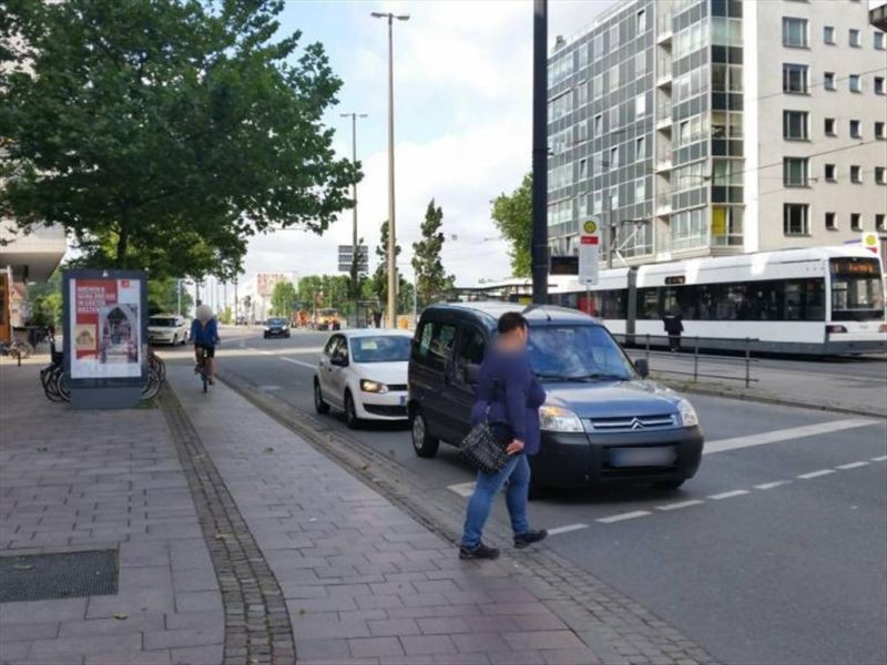 Bgm.-Smidt-Str. 128 / Langenstr. RS