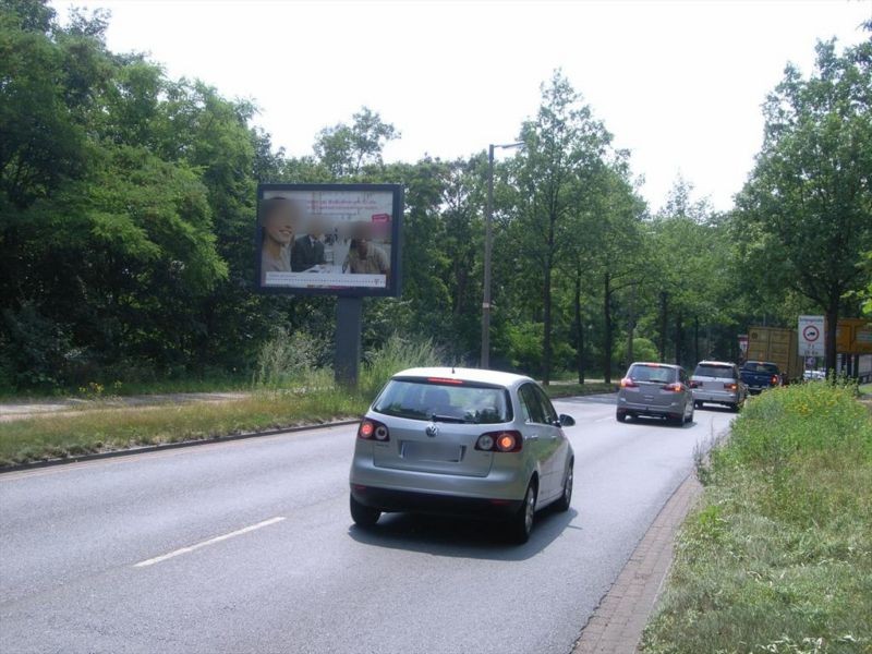 Thalenhorststr./Eisenbahn-Üfg. Uphusen/We.li.