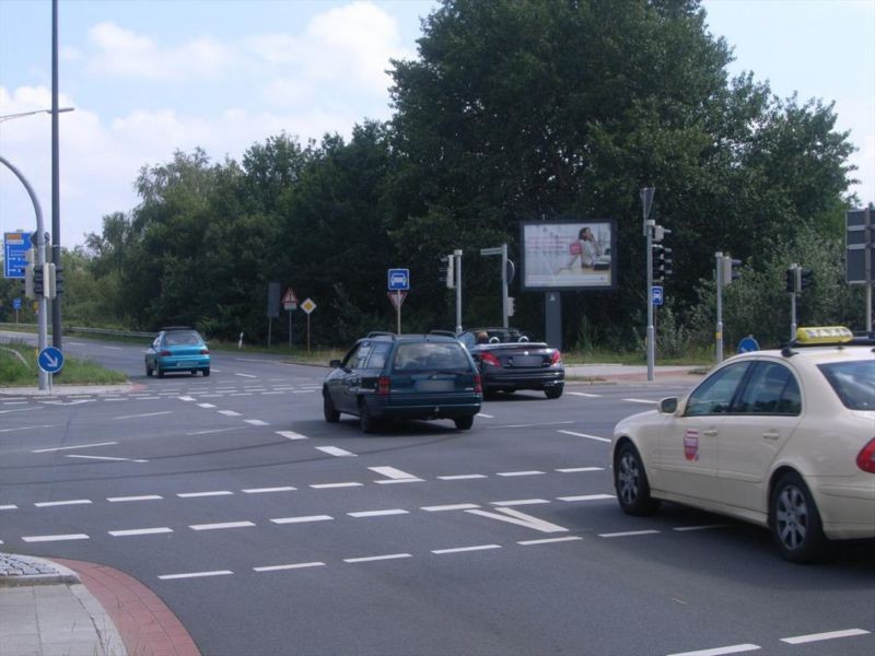 Autobahnzubr. Universität/Spittaler Str.