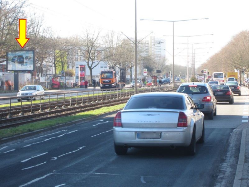 Kurt-Schumacher-Allee geg. Berliner Freiheit/We.li