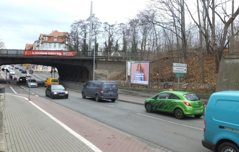 Ichterhäuser Str. vor Bahnbrücke sew. re.