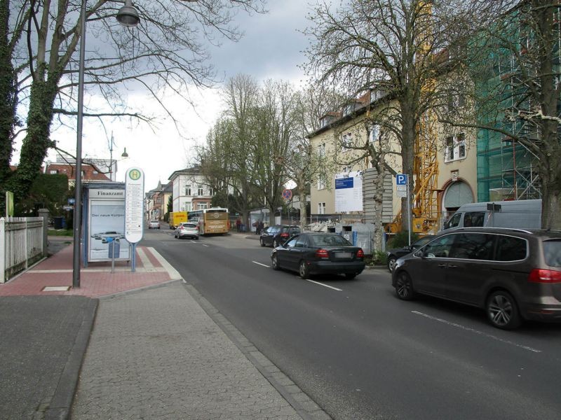 Kaiser-Friedrich-Promenade 17/Kasernenstr./außen