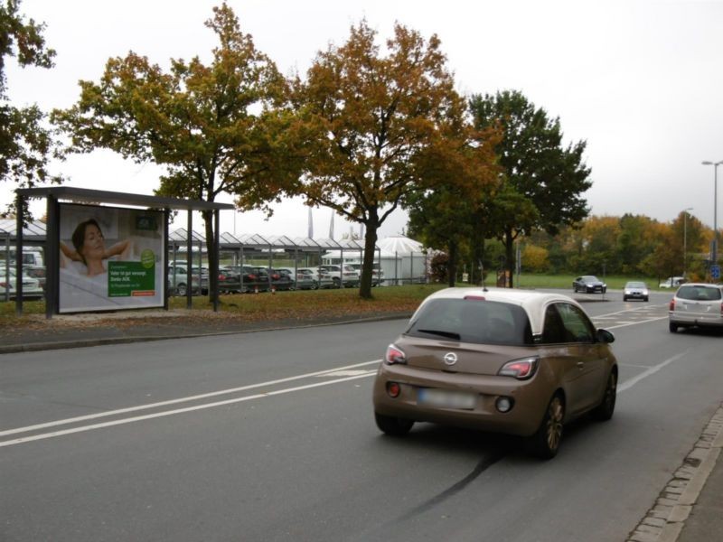 Frauenauracher Str.  95 vor Autohaus Pickel