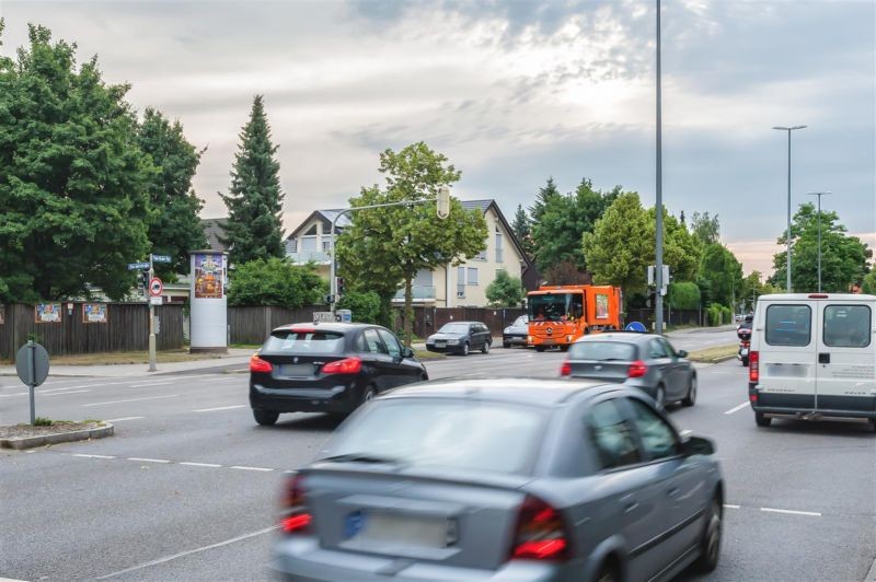 Von-Kahr-Str.  40/Zaunerstr.