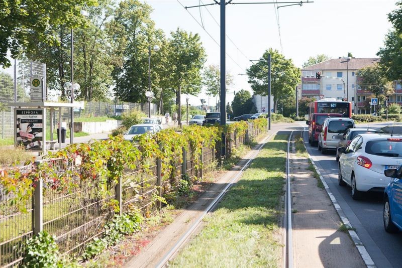 An der Josefshöhe HST Herseler Str. saw. außen