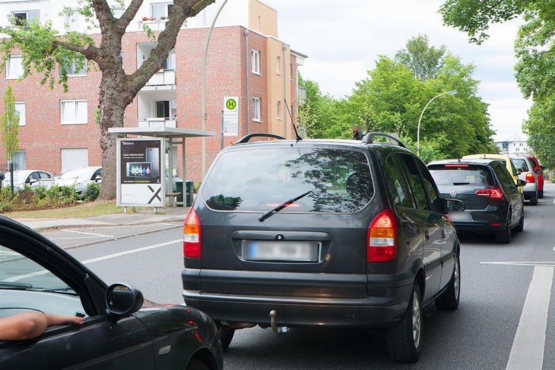 Auf dem Hügel HST Verweyenstr. saw. außen