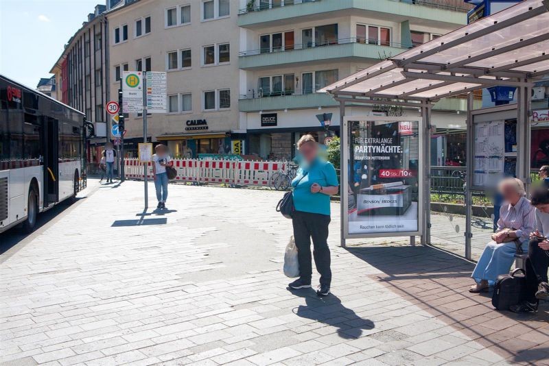 Bischofsplatz HST Am Markt sew.Halle 1 li. innen