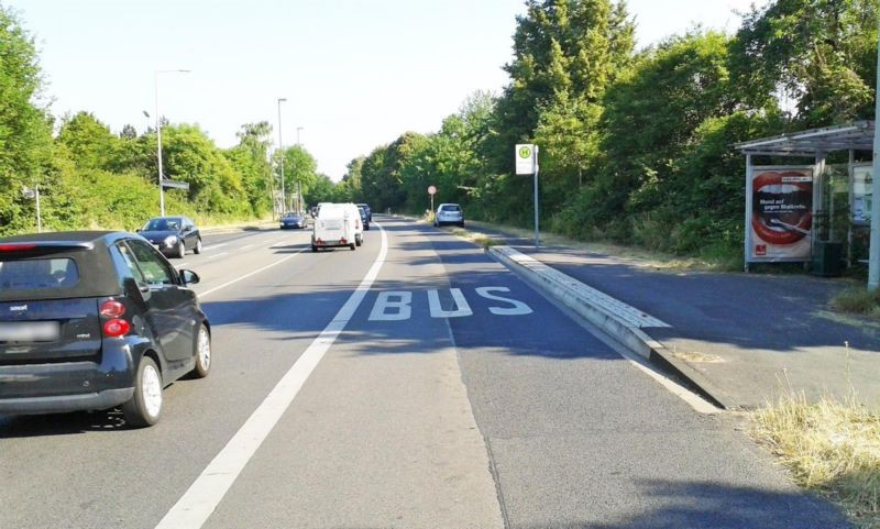 Niederkasseler-Str. HST Stiftsstr. saw. innen