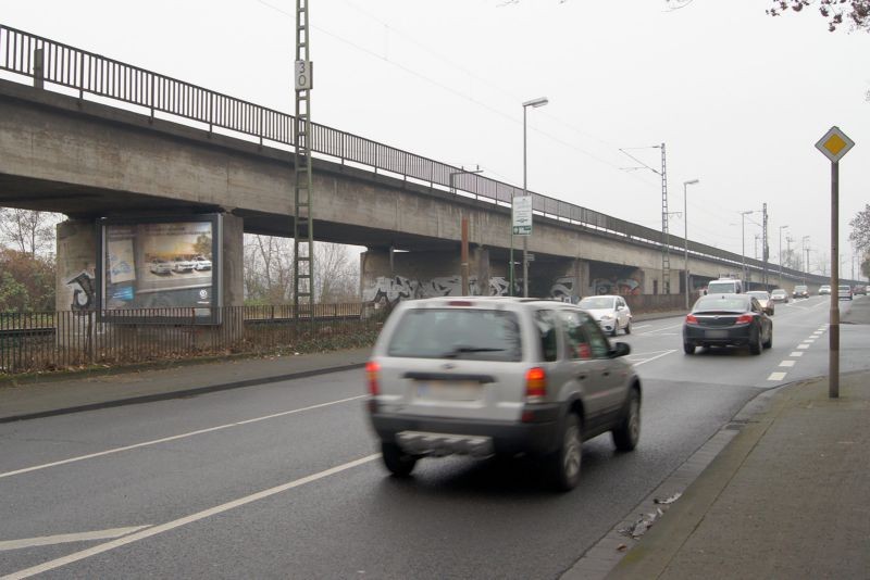 Weisenauer Str./K.-Weiser-Str./Br.pf. 3 saw.(SY02)