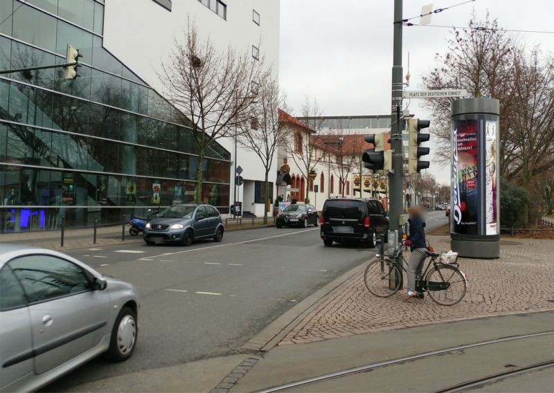 Platz der Deutschen Einheit geg. Mornewegstr./S.1