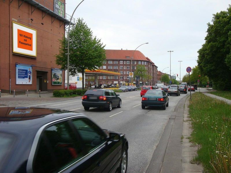 Eiffestr. 634 mittig u. parallel zur Straße