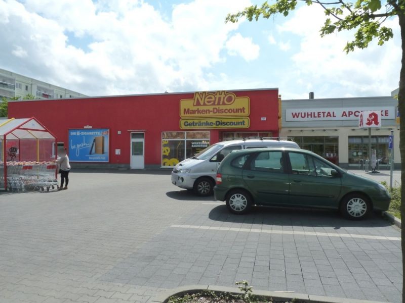 Cecilienstr. 164/Wuhlestr.  31/Netto re.