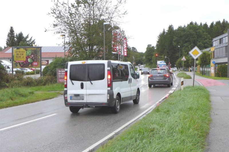 Habichtstr.   3/REWE Si. Äussere Salzburger li.