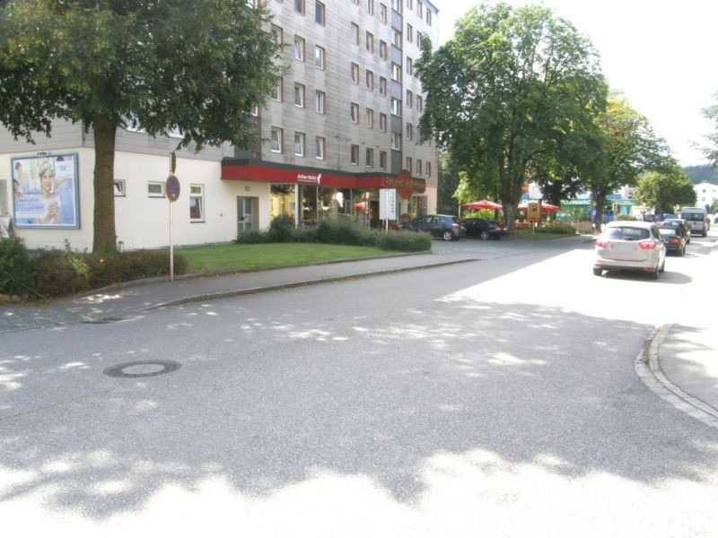 Unghauser Str.19-21 /Glonner Str