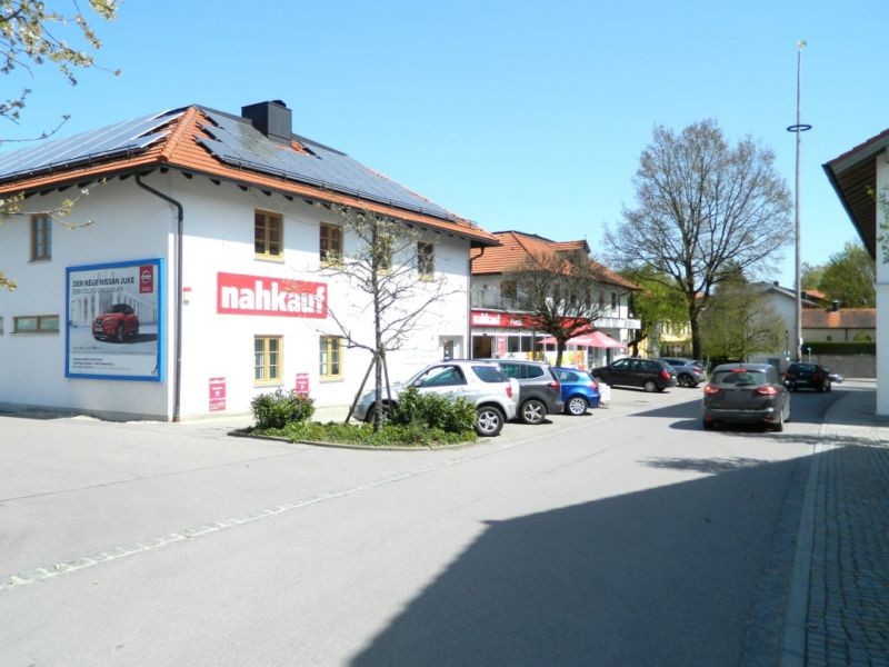 Schulstr.   2 (NAHKAUF Einf.Si.Str.quer)