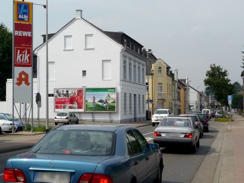 Kölner Str.  28/REWE Ermer Einf. quer/Si. Str.