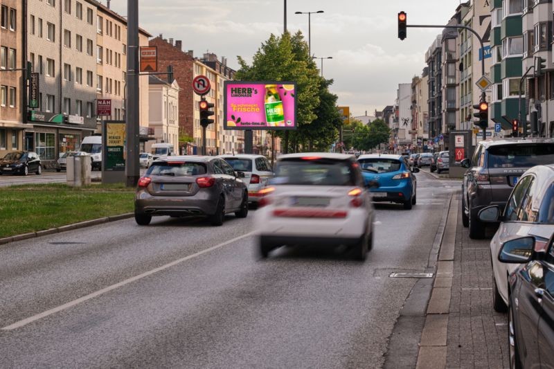 Fr.-Engels-Allee/Wasserstr. 1/Si. Elberfeld