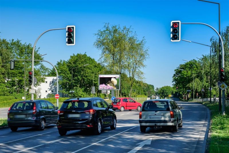 Willy-Brandt-Allee/Nähe Bergstr. /sew