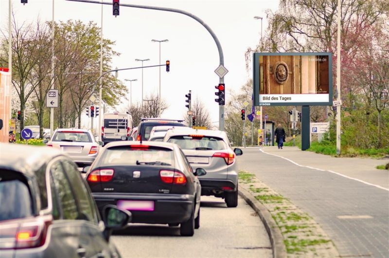 Schönkirchener Str./nahe Strohredder / We.re.